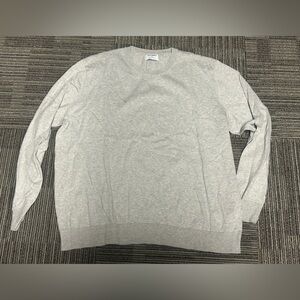 Men’s crewneck XXL Old Navy, gray thin sweater. Machine washable